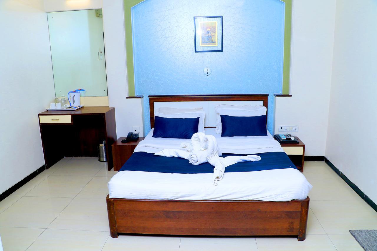 Hotel Alka Residency Thane Esterno foto