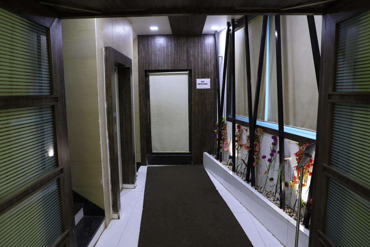 Hotel Alka Residency Thane Esterno foto
