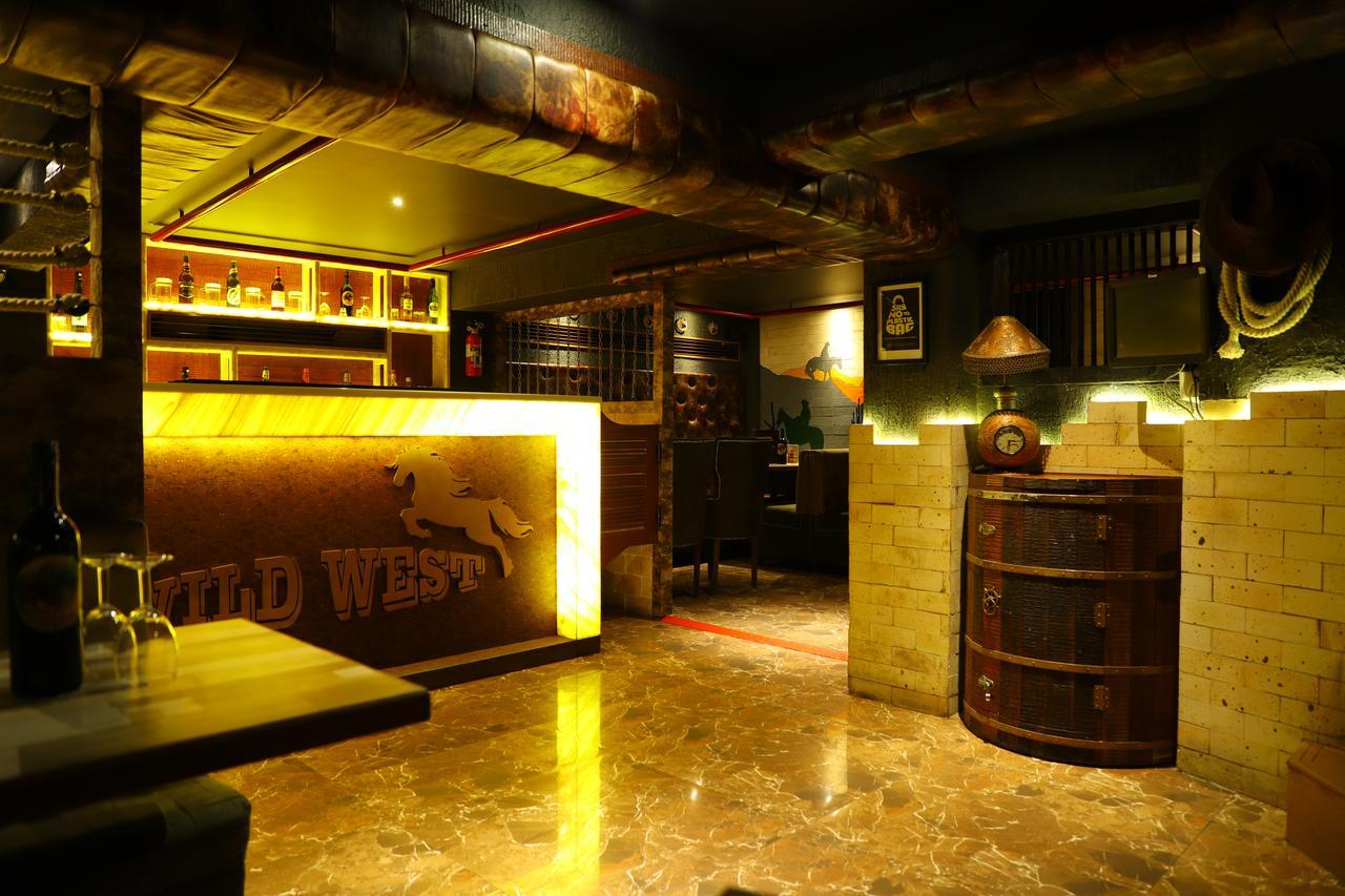Hotel Alka Residency Thane Esterno foto