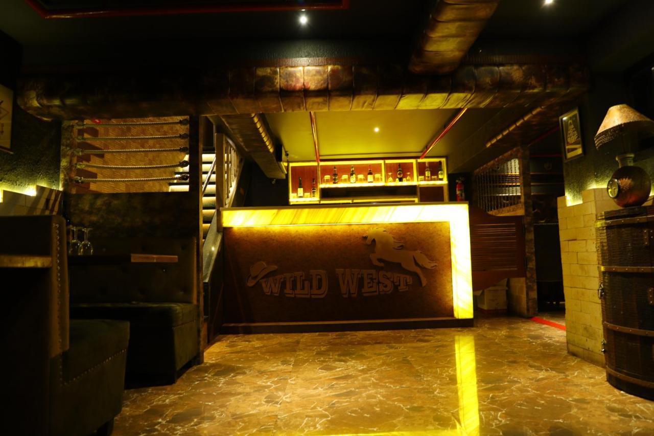 Hotel Alka Residency Thane Esterno foto